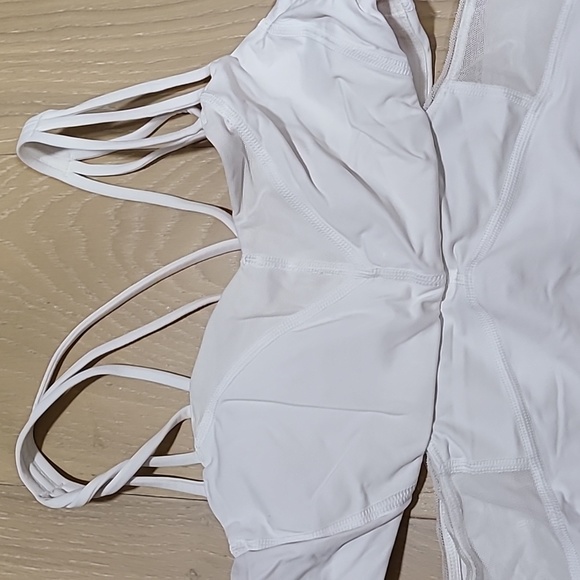 Lululemon white tank size 6 - Picture 2 of 5